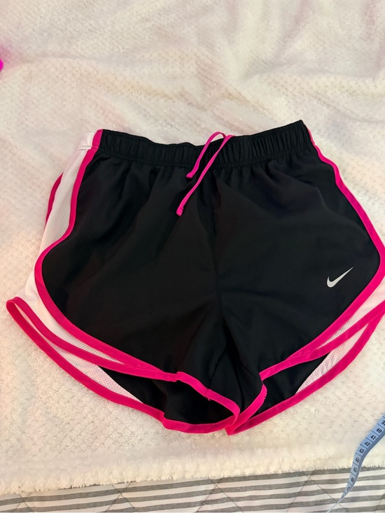 Nike Pants - Nike Women’s Black Athletic Shorts with Pink Trim